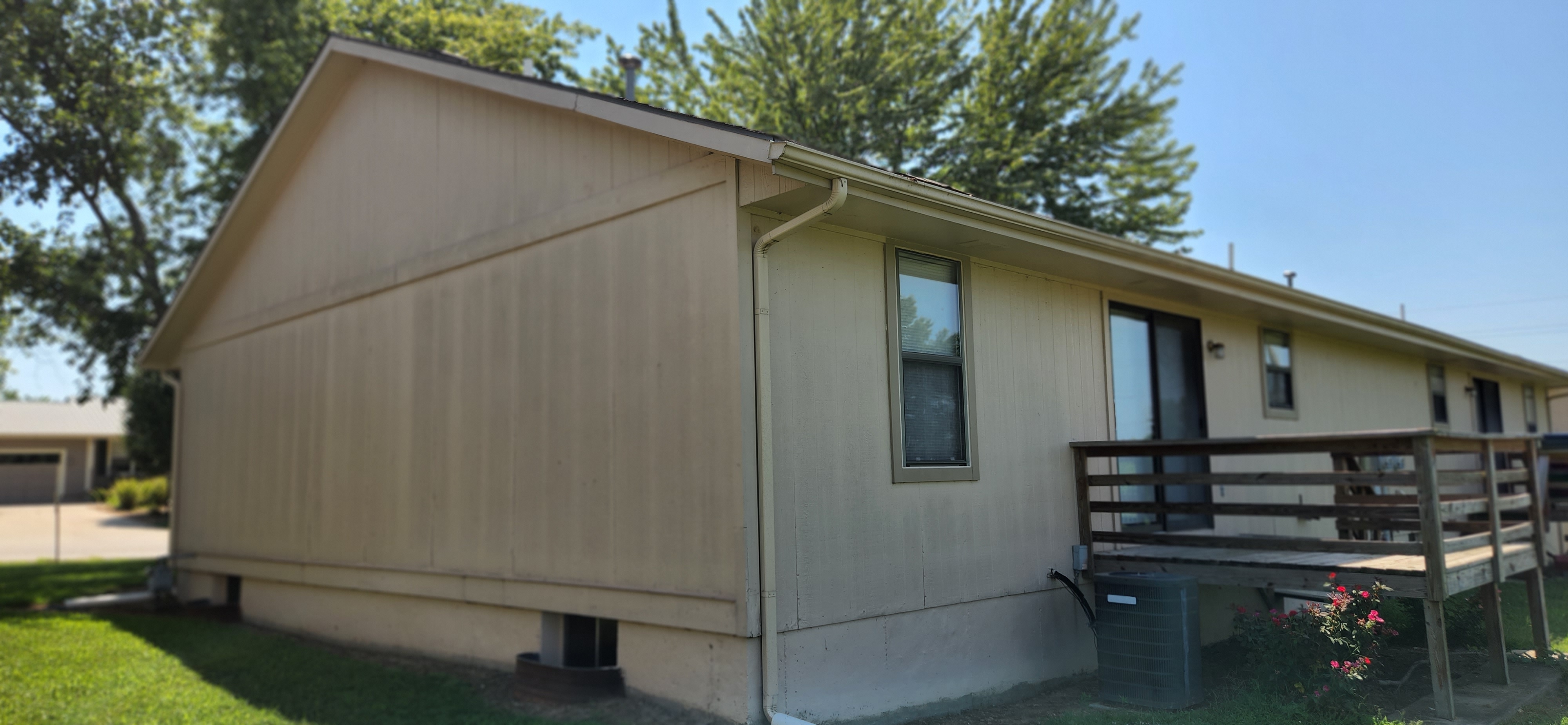 905 B Meadowbrook  7.jpg